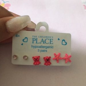 🆕🎀 Girl’s 3 Pairs Hypoallergenic Earrings Pink Bears Star Fish Studs